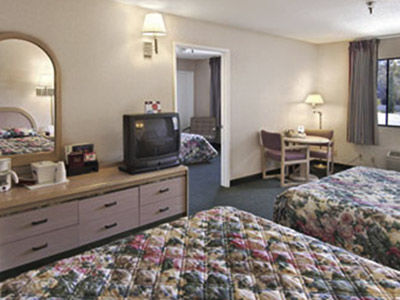 The Dixie Orange County Hotel Stanton Room photo